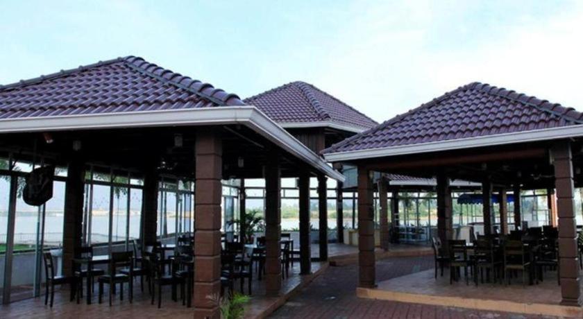 Felda Residence Kuala Terengganu Exterior foto